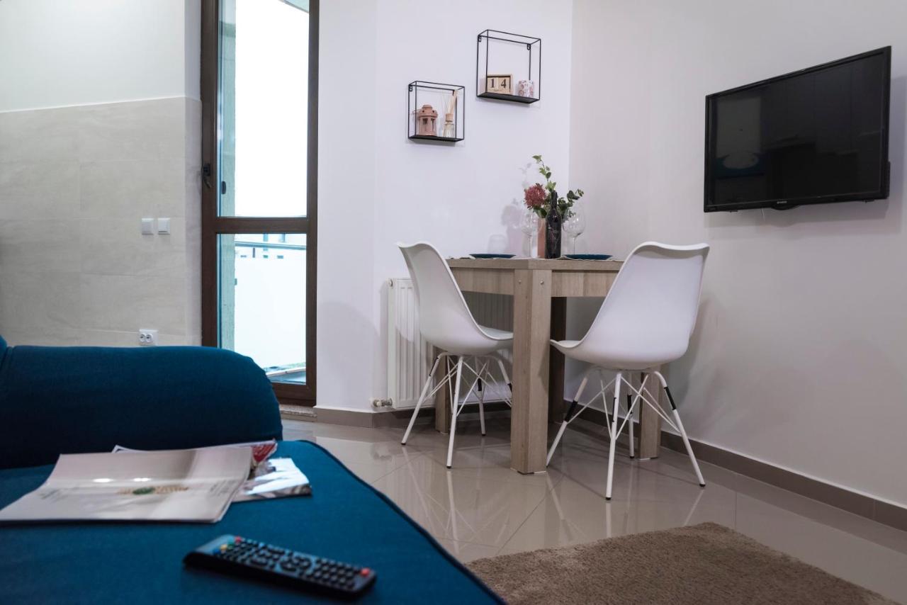 Axis Apartments Iasi Ngoại thất bức ảnh